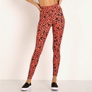 Beach Riot Leggings Piper Leopard Print Love Red XS